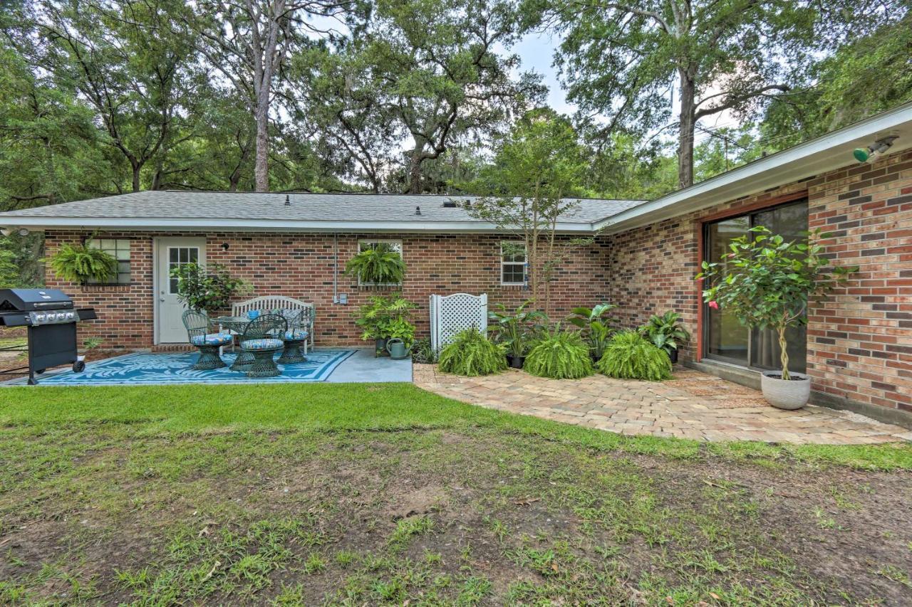 Holiday home Downtown With Yard And Bbq - 6 Mi To Downtown! *