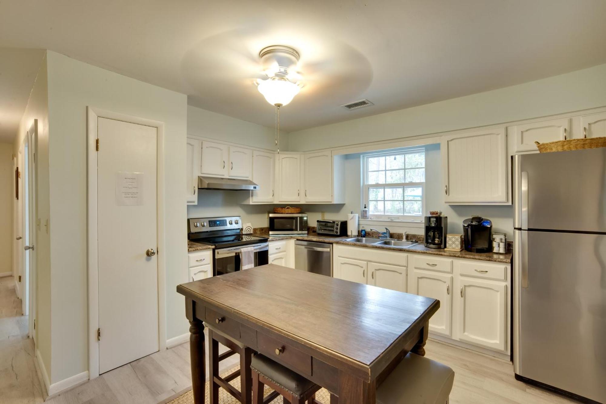 Downtown With Yard And Bbq - 6 Mi To Downtown! * Beaufort
